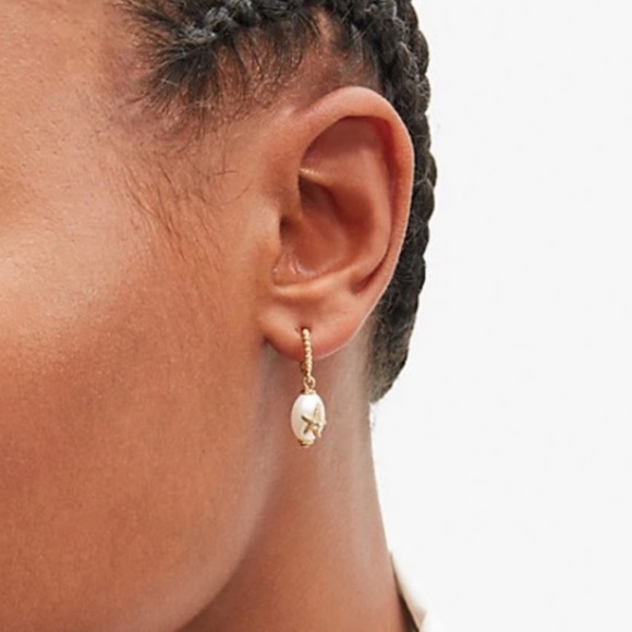 KATE SPADE • Sea Star Starfish Pearl Huggie Earrings - Picture 2 of 3